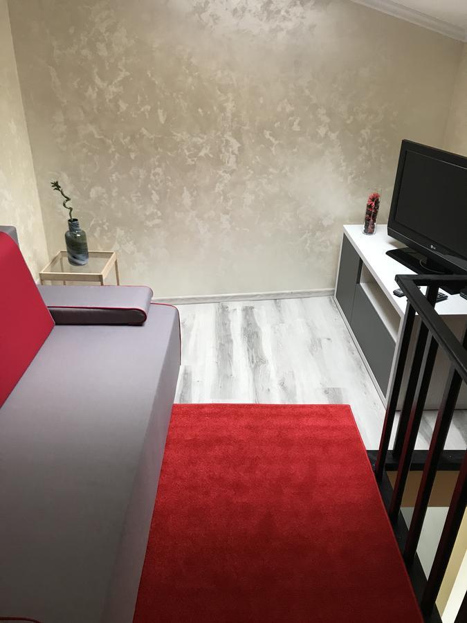 Apartment On Vialikaja Trajeckaja Grodno Dış mekan fotoğraf